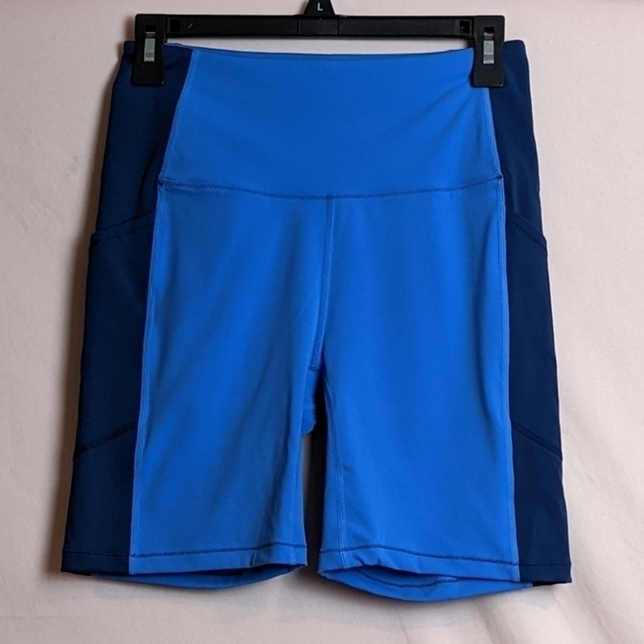 Solid & Striped Soleil High Waisted Pocket Short in Poolside/Midnight Medium - Picture 1 of 6